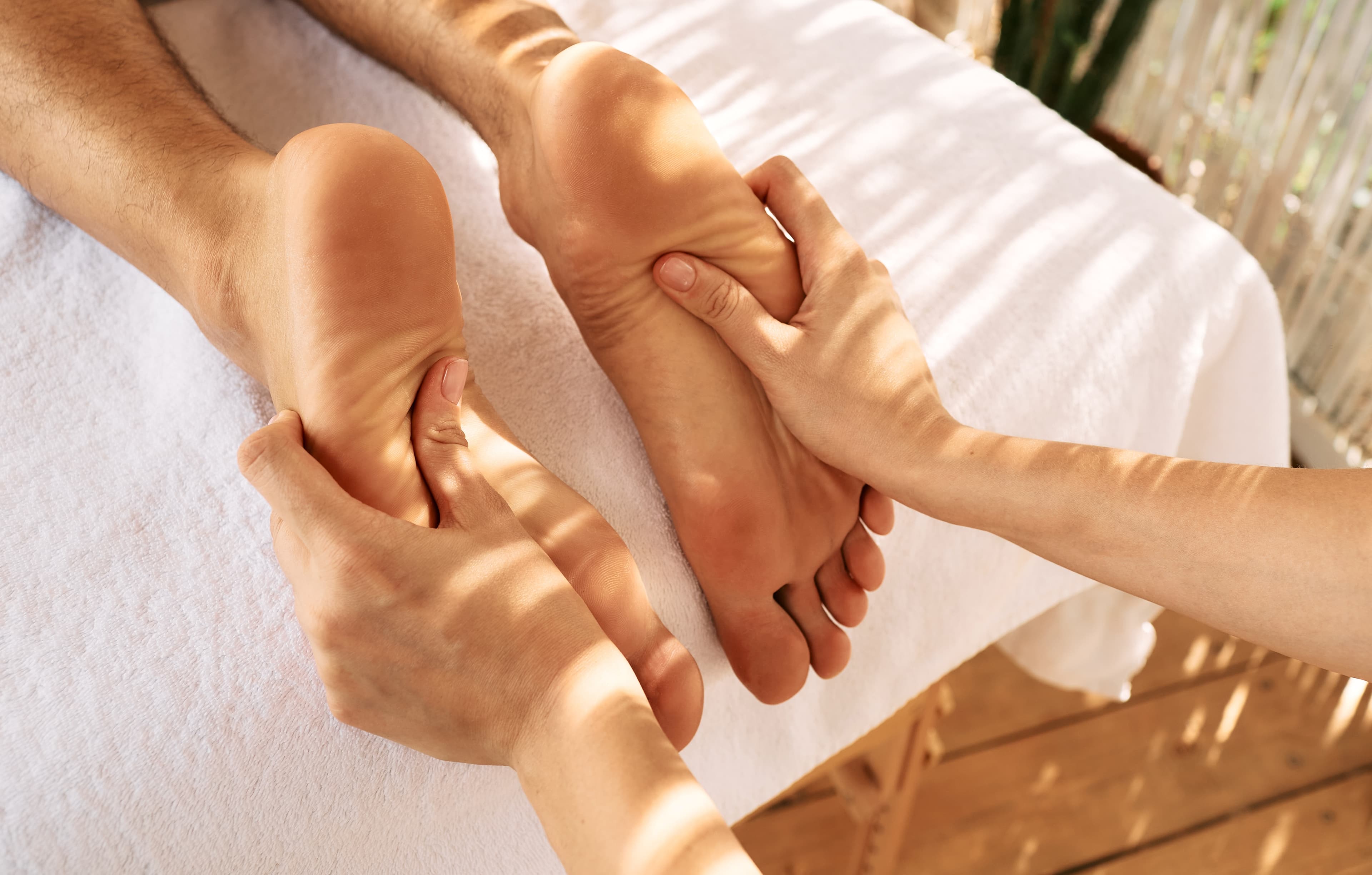 reflexology-massage-explained.jpg